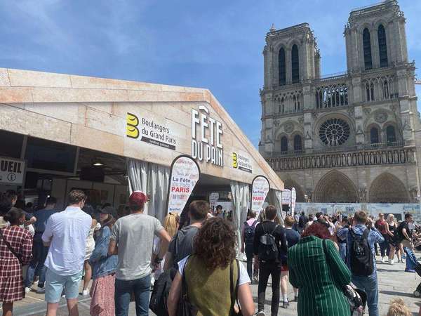 Il pane sotto i riflettori a Parigi